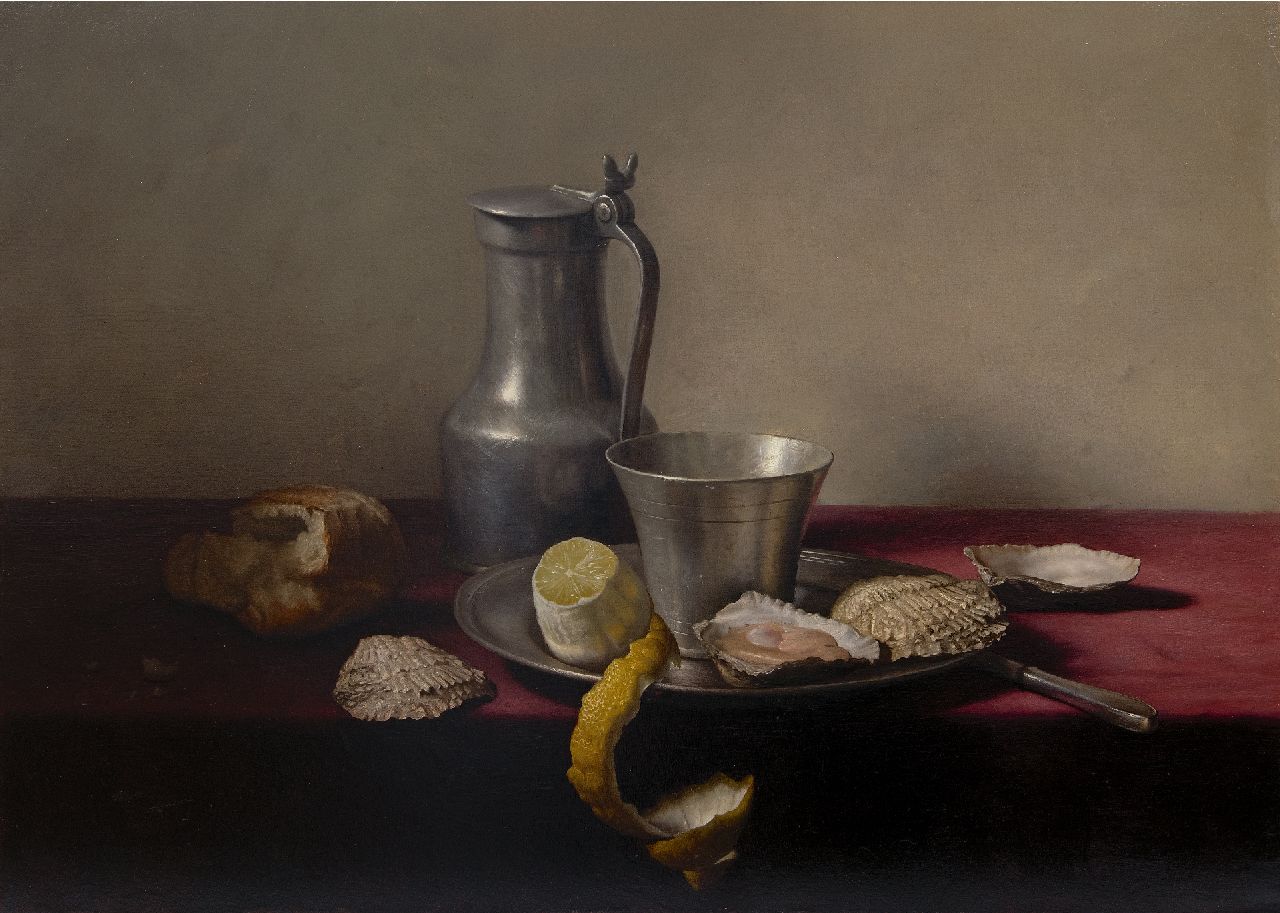 Eversen J.H.  | Johannes Hendrik 'Jan' Eversen | Schilderijen te koop aangeboden | Stilleven met tinnen vaatwerk, citroen en oesters, olieverf op doek 51,0 x 70,8 cm, gesigneerd rechtsonder en gedateerd 1957