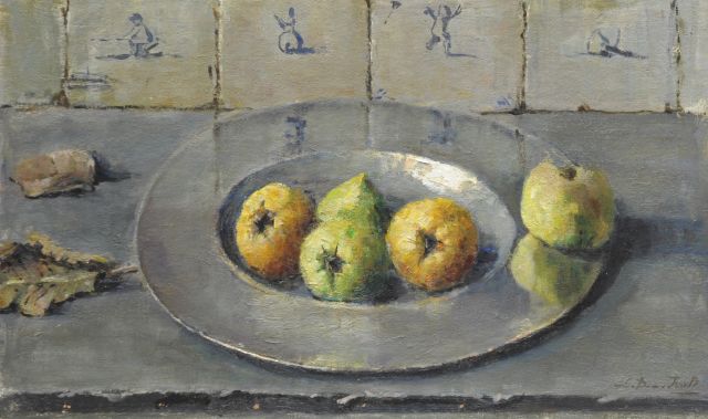 Dam van Isselt L. van | Tinnen schaal met appels, olieverf op schildersboard 38,4 x 62,9 cm, gesigneerd r.o. en te dateren ca. 1940-1941